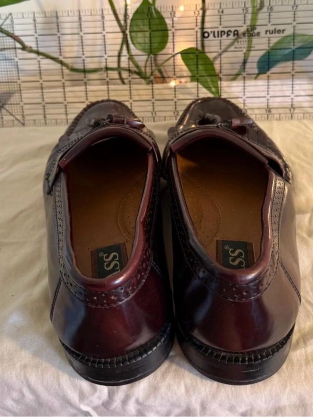 GH Bass Men's Tassel Kiltie Loafers - Burgundy/Deep Wine